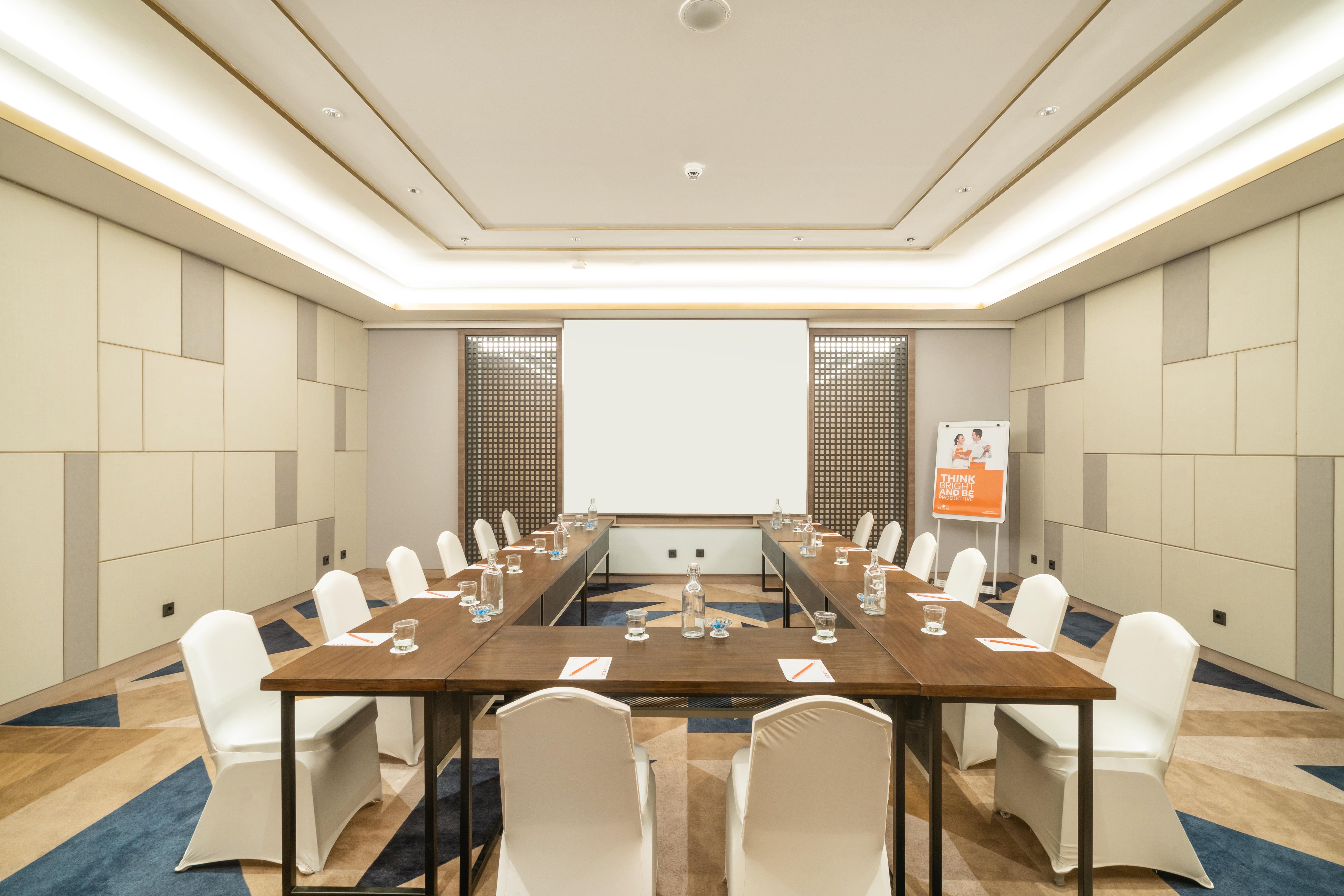 Harris Suites Puri Mansion Jakarta Eksteriør bilde