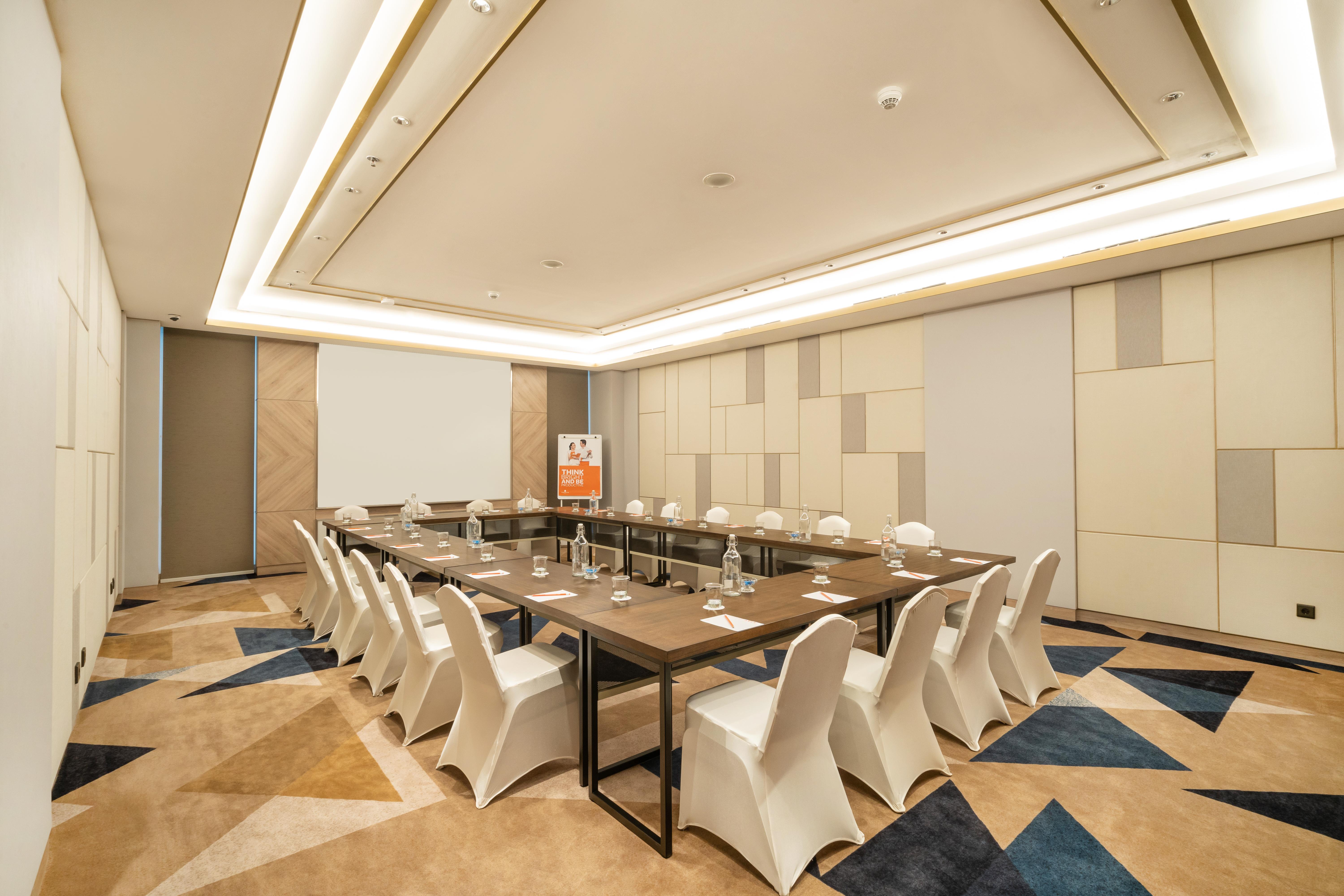 Harris Suites Puri Mansion Jakarta Eksteriør bilde